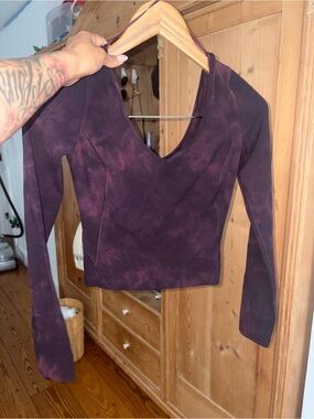 lululemon athletica Long-Sleeve V-Neck Top in Deep Plum Tie-Dye